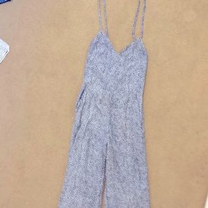 Navy and white jumper with pockets!!